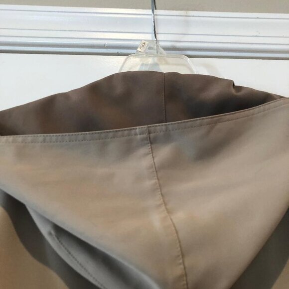 Gallery Raincoat 16 EUC - Picture 4 of 6